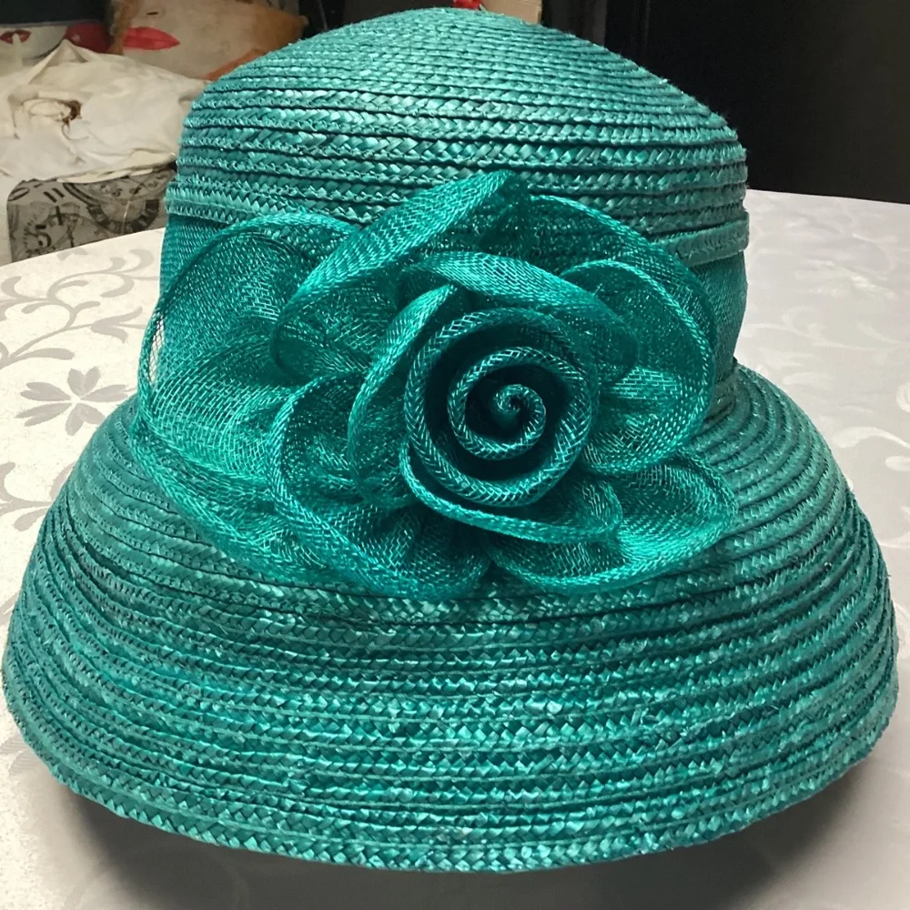 BETMAR. NEW YORK TURQUOISE STRAW HAT. - Picture 2 of 6